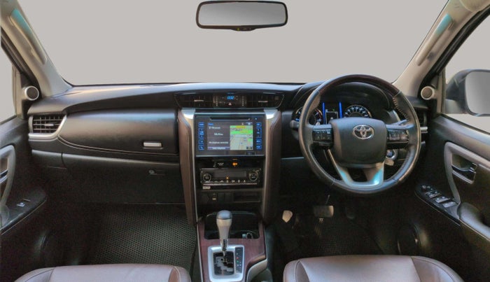 2020 Toyota Fortuner 2.8 4X2 AT, Diesel, Automatic, 48,819 km, Dashboard