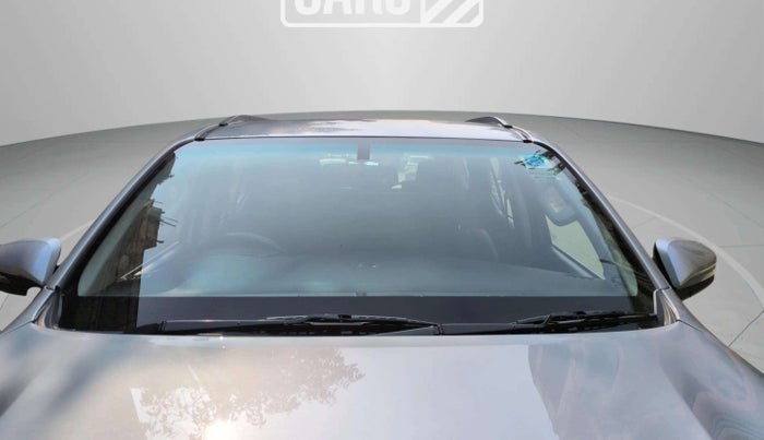 2020 Toyota Fortuner 2.8 4X2 AT, Diesel, Automatic, 48,819 km, Front Windshield