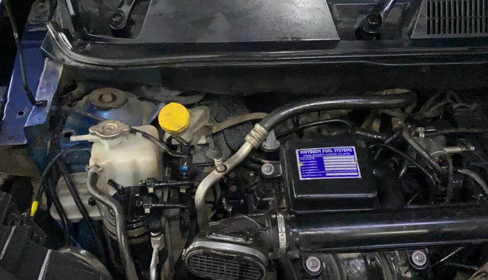 2020 Renault TRIBER RXZ, CNG, Manual, 81,301 km, Engine View - Right