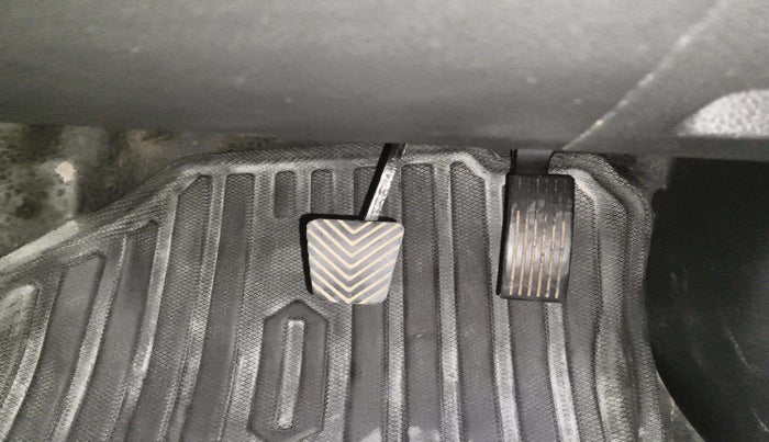 2023 KIA SONET HTK PLUS 1.0 IMT, Petrol, Manual, 66,402 km, Pedals