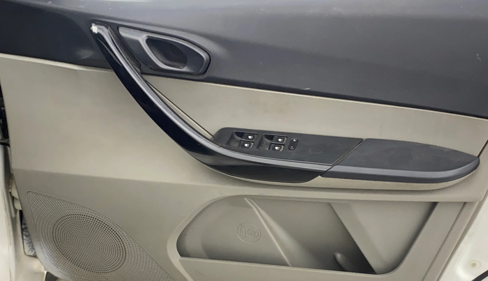 2019 Tata Tiago XM PETROL, Petrol, Manual, 83,231 km, Driver Side Door Panels Control