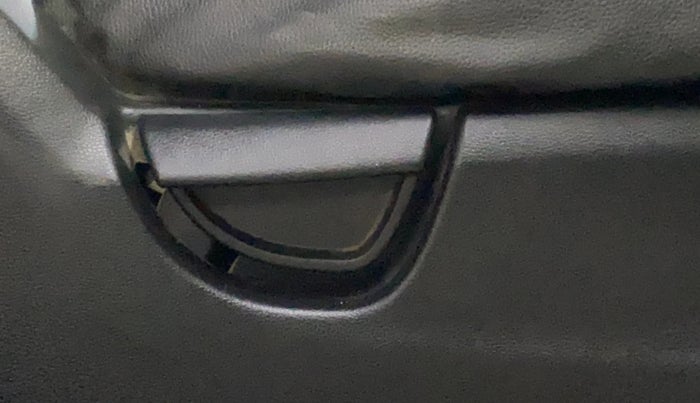 2019 Hyundai NEW SANTRO ERA, Petrol, Manual, 37,851 km, Driver Side Adjustment Panel