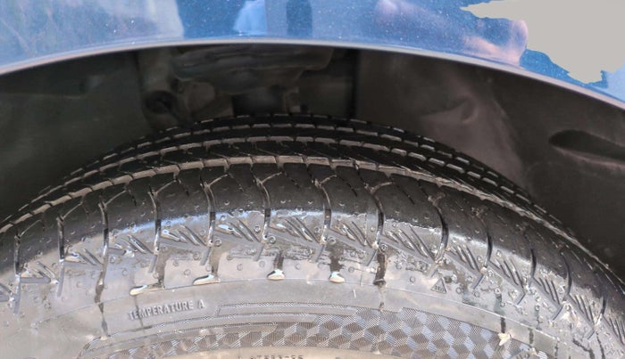 2021 Skoda Superb L&K 2.0 TSI AT, Petrol, Automatic, 33,492 km, Right Front Tyre Tread