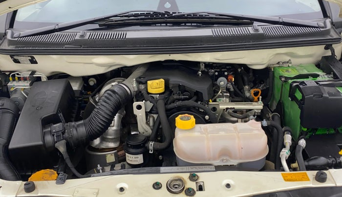 2019 Tata Hexa XT 4X4 7 STR, Diesel, Manual, 30,376 km, Engine View