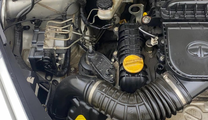 2018 Tata Tiago XZ PETROL, Petrol, Manual, 75,356 km, Engine View - Right