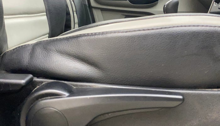2018 Tata Tiago XZ PETROL, Petrol, Manual, 75,356 km, Driver Side Adjustment Panel