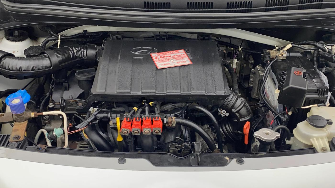 2018 Hyundai Grand i10 SPORTZ AT 1.2 KAPPA VTVT, CNG, Automatic, 87,368 km, Engine View