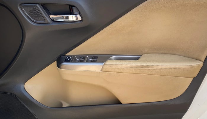 2016 Honda City 1.5L I-VTEC VX, Petrol, Manual, 94,730 km, Driver Side Door Panels Control