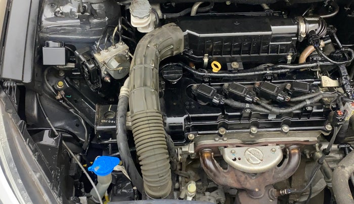 2019 Maruti Ciaz ALPHA 1.5 SHVS PETROL, Petrol, Manual, 57,322 km, Engine View - Right