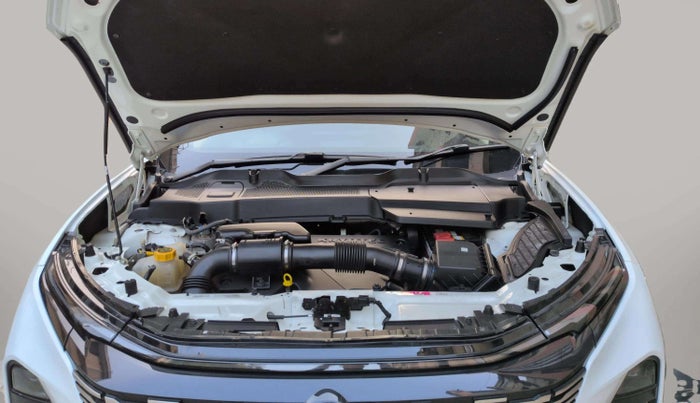 2024 Tata Harrier FEARLESS PLUS DUAL TONE AT, Diesel, Automatic, 19,734 km, Engine View