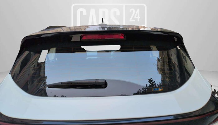 2024 Tata Harrier FEARLESS PLUS DUAL TONE AT, Diesel, Automatic, 19,734 km, Rear Windshield