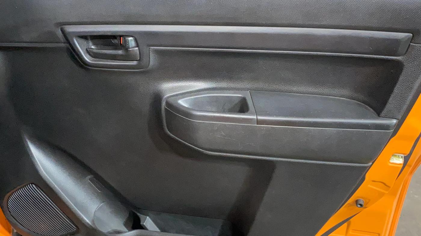 2019 Maruti S PRESSO VXI PLUS AMT, Petrol, Automatic, 42,450 km, Driver Side Door Panels Control