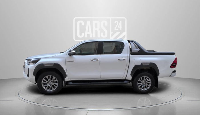 2024 Toyota HILUX HIGH 4X4 AT, Diesel, Automatic, 10,070 km, Left Side