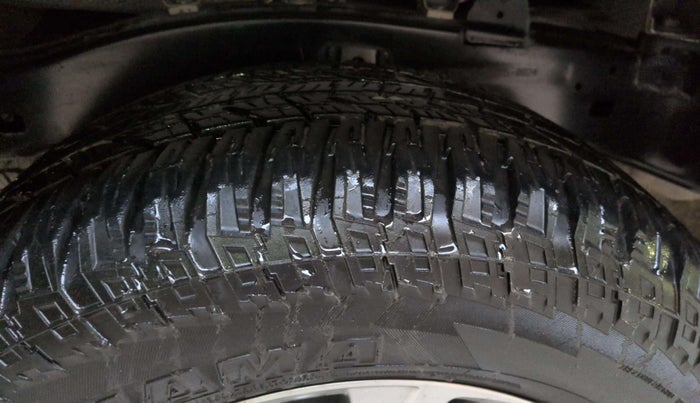 2024 Toyota HILUX HIGH 4X4 AT, Diesel, Automatic, 10,070 km, Right Rear Tyre Tread