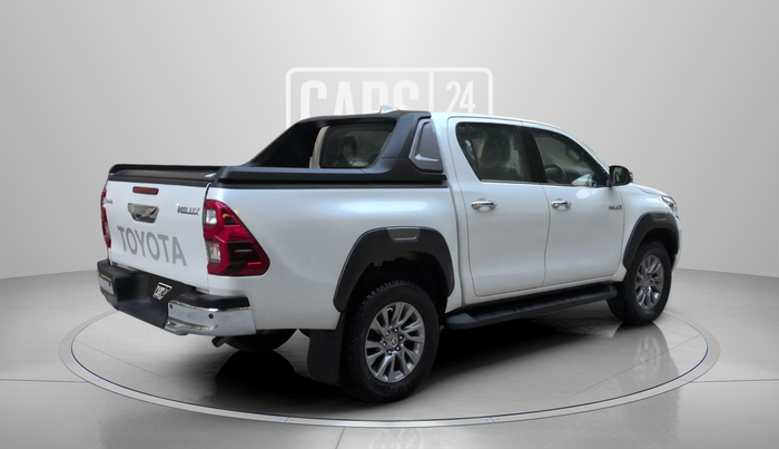 2024 Toyota HILUX HIGH 4X4 AT, Diesel, Automatic, 10,070 km, Right Back Diagonal