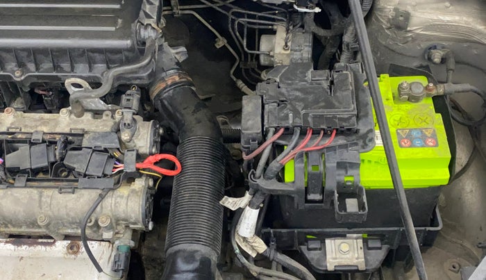 2015 Skoda Rapid 1.6 MPI ELEGANCE PLUS, Petrol, Manual, 1,26,232 km, Engine View - Left