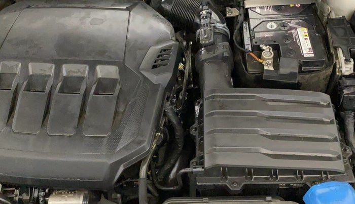 2022 Skoda Octavia STYLE 2.0, Petrol, Automatic, 47,591 km, Engine View - Left