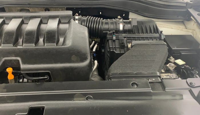 2022 Mahindra XUV700 AX 7 LUXURY P AT 7 STR, Petrol, Automatic, 38,547 km, Engine View - Left