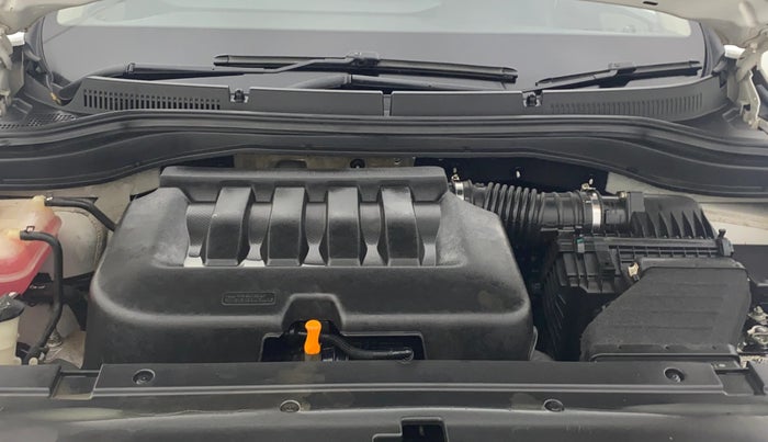 2022 Mahindra XUV700 AX 7 LUXURY P AT 7 STR, Petrol, Automatic, 38,547 km, Engine View