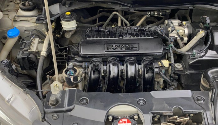 2017 Honda BR-V 1.5L I-VTEC V, Petrol, Manual, 75,974 km, Engine View - Right