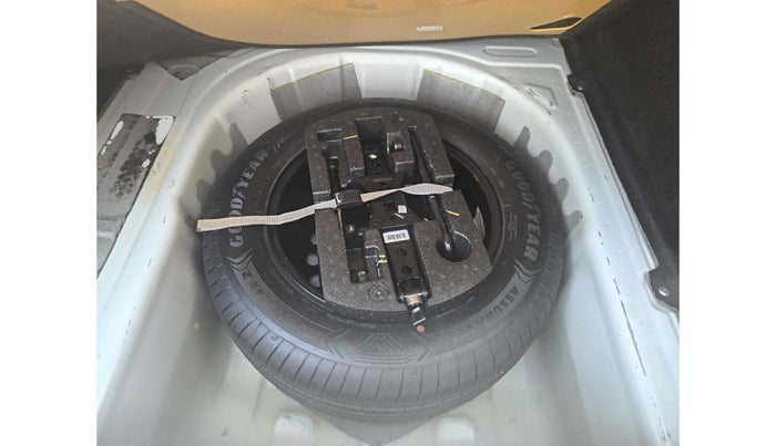 2024 Skoda SLAVIA AMBITION 1.0L TSI MT, Petrol, Manual, 18,401 km, Spare Tyre