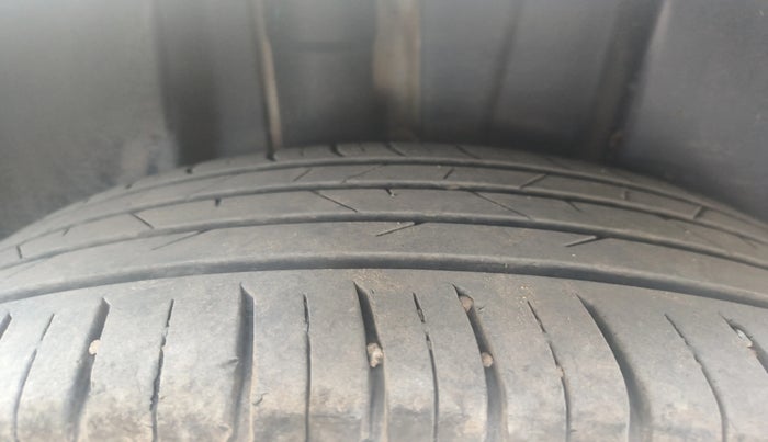 2024 Skoda SLAVIA AMBITION 1.0L TSI MT, Petrol, Manual, 18,401 km, Right Front Tyre Tread