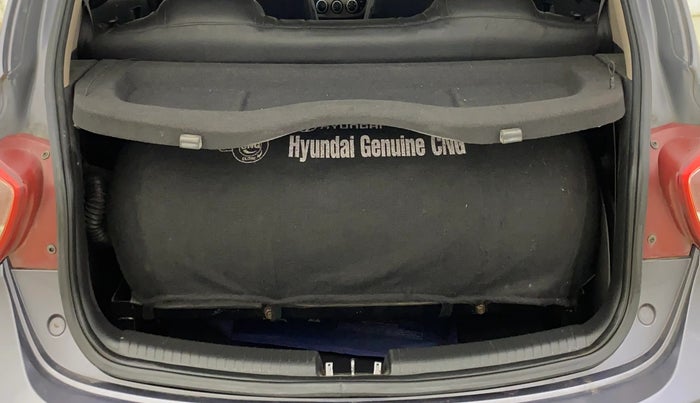 2016 Hyundai Grand i10 MAGNA 1.2 KAPPA VTVT, CNG, Manual, 1,41,978 km, Boot Inside