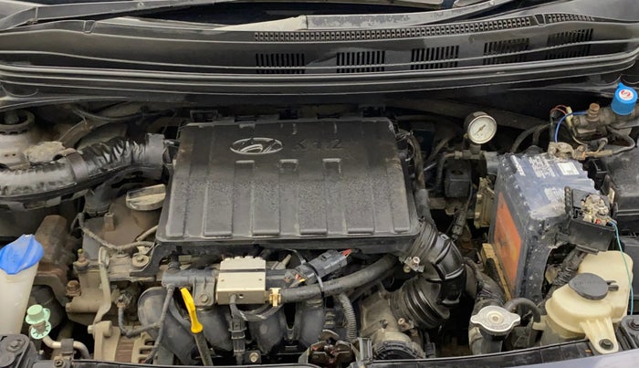 2016 Hyundai Grand i10 MAGNA 1.2 KAPPA VTVT, CNG, Manual, 1,41,978 km, Engine View