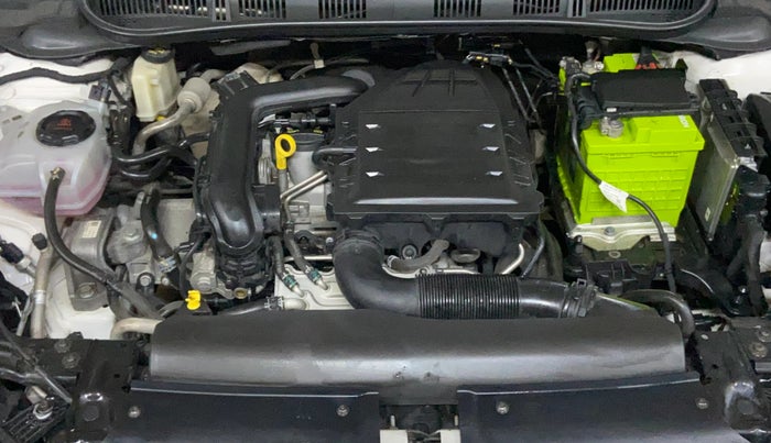 2022 Skoda SLAVIA STYLE 1.0L TSI MT, Petrol, Manual, 47,716 km, Engine View