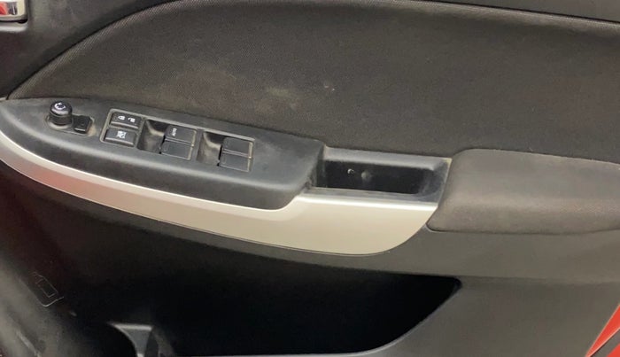 2017 Maruti Baleno DELTA PETROL 1.2, Petrol, Manual, 75,352 km, Driver Side Door Panels Control