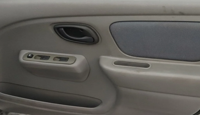 2013 Maruti Alto K10 VXI, Petrol, Manual, 55,401 km, Driver Side Door Panels Control