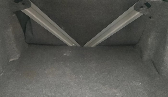 2013 Honda Amaze 1.2L I-VTEC S, Petrol, Manual, 39,447 km, Boot Inside