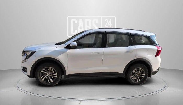 2022 Mahindra XUV700 AX 5 P MT 7 STR, Petrol, Manual, 41,024 km, Left Side