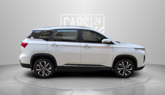 2024 MG HECTOR PLUS SAVVY PRO 1.5 TURBO CVT 6 STR, Petrol, Automatic, 3,244 km, Right Side View