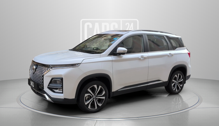 2024 MG HECTOR PLUS SAVVY PRO 1.5 TURBO CVT 6 STR, Petrol, Automatic, 3,244 km, Left Front Diagonal
