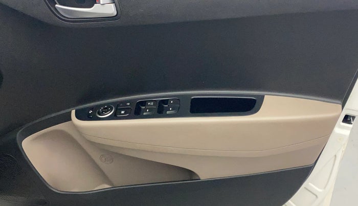 2018 Hyundai Grand i10 SPORTZ 1.2 KAPPA VTVT, Petrol, Manual, 67,896 km, Driver Side Door Panels Control