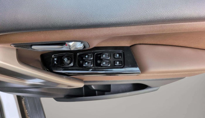 2022 Maruti XL6 ALPHA AT, Petrol, Automatic, 26,398 km, Driver Side Door Panels Control