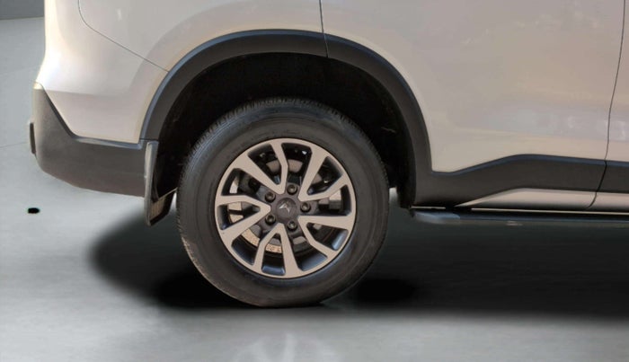 2022 Maruti XL6 ALPHA AT, Petrol, Automatic, 26,398 km, Right Rear Wheel