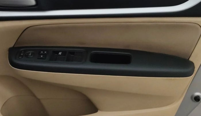 2021 Honda Amaze 1.2L I-VTEC VX CVT, Petrol, Automatic, 52,473 km, Driver Side Door Panels Control