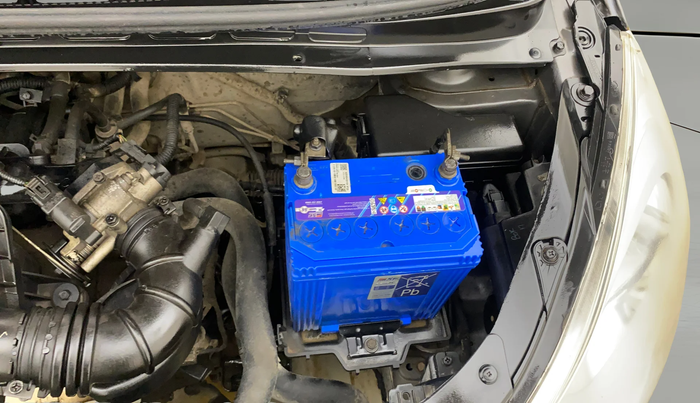 2015 Hyundai i10 SPORTZ 1.1, Petrol, Manual, 82,983 km, Engine View - Left