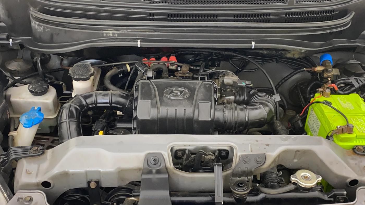 2014 Hyundai Eon ERA +, CNG, Manual, 1,13,407 km, Engine View