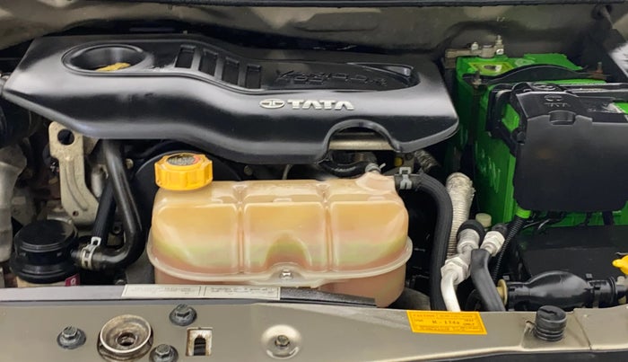 2018 Tata Hexa XT 4X2 7 STR, Diesel, Manual, 1,01,248 km, Engine View - Left