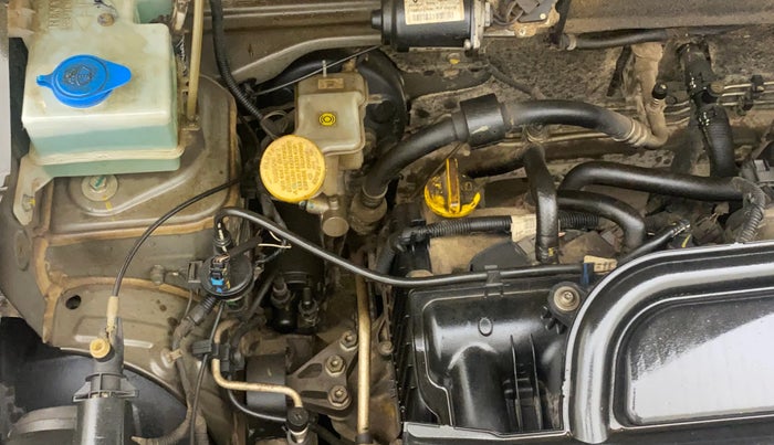 2019 Renault Kwid CLIMBER 1.0 AMT, Petrol, Automatic, 33,204 km, Engine View - Right