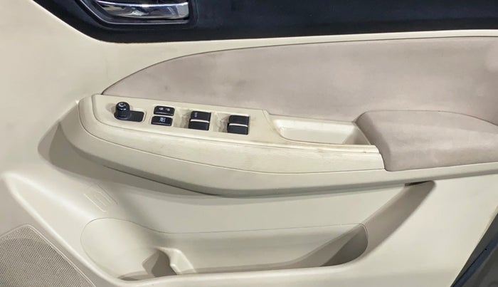 2018 Maruti Dzire VXI, Petrol, Manual, 52,210 km, Driver Side Door Panels Control