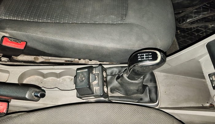 2017 Tata Tiago XZ PETROL, Petrol, Manual, 48,829 km, Gear Lever