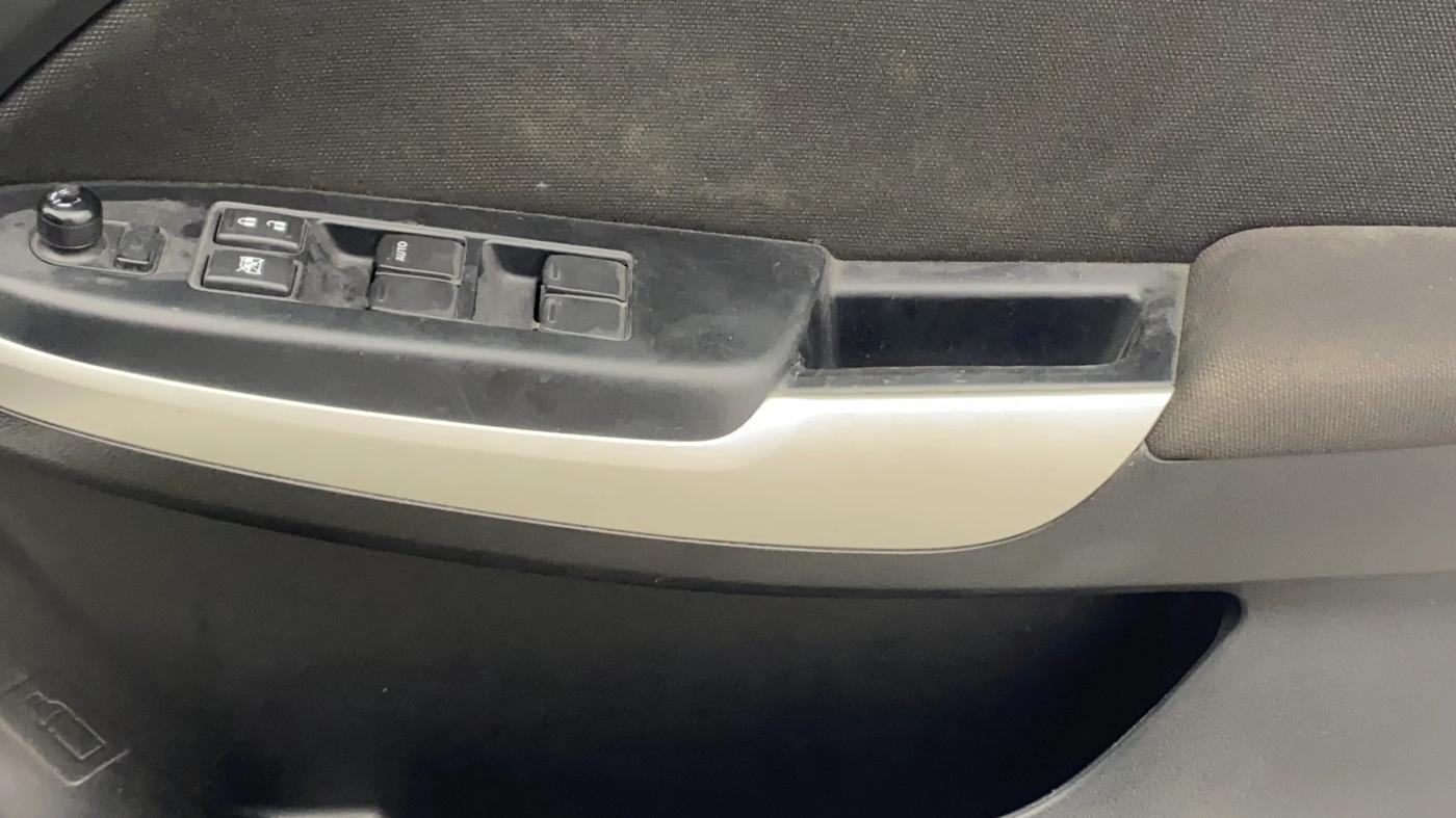 2017 Maruti Baleno ZETA CVT PETROL 1.2, Petrol, Automatic, 85,800 km, Driver Side Door Panels Control