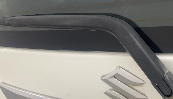 2016 Maruti Wagon R 1.0 VXI AMT, Petrol, Automatic, 1,09,211 km, Rear Wiper