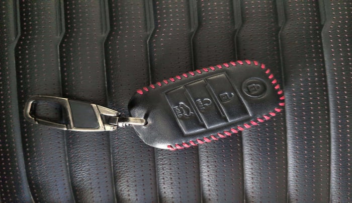 2020 KIA SONET GTX PLUS 1.5, Diesel, Manual, 34,389 km, Key Close Up