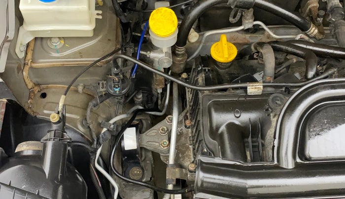 2017 Renault Kwid CLIMBER 1.0 AMT, Petrol, Automatic, 33,884 km, Engine View - Right