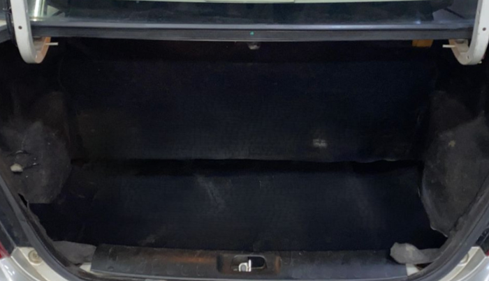 2015 Maruti Swift Dzire VDI, Diesel, Manual, 1,08,479 km, Boot Inside